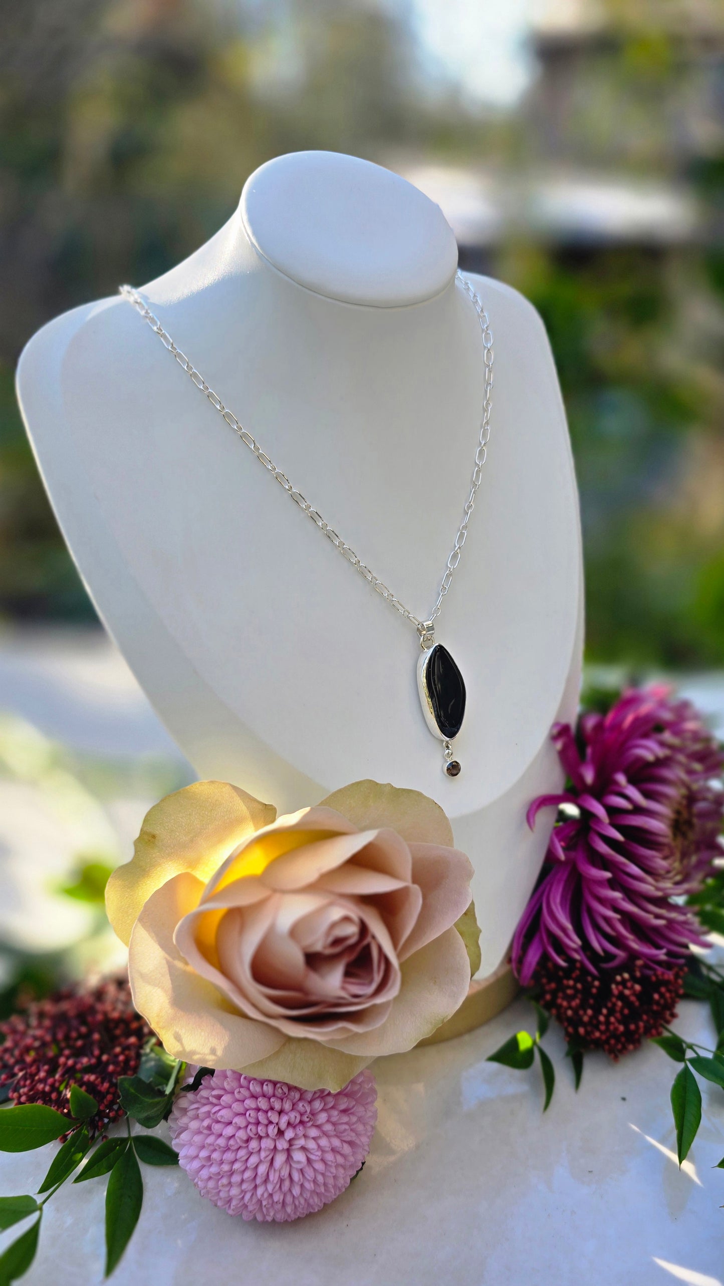 Shadow Veil Necklace