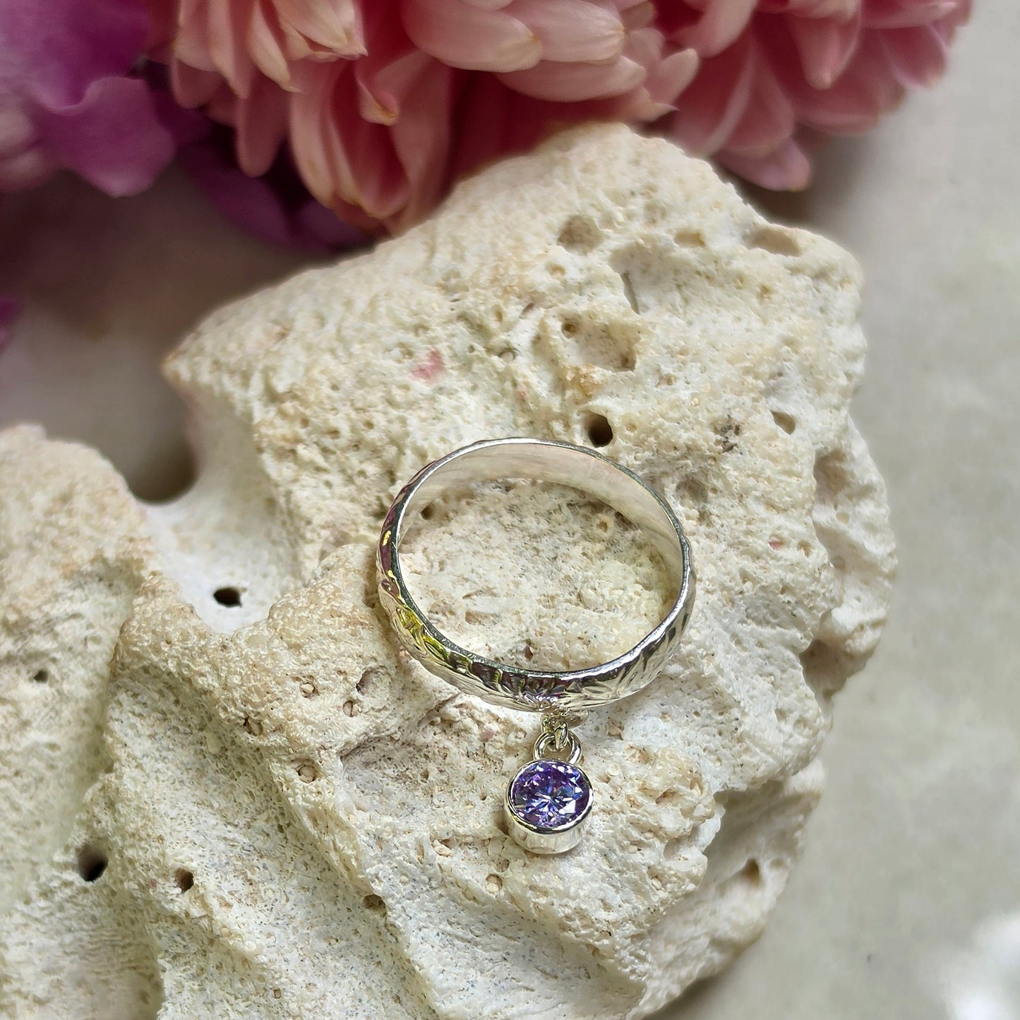 Vinelet Ring