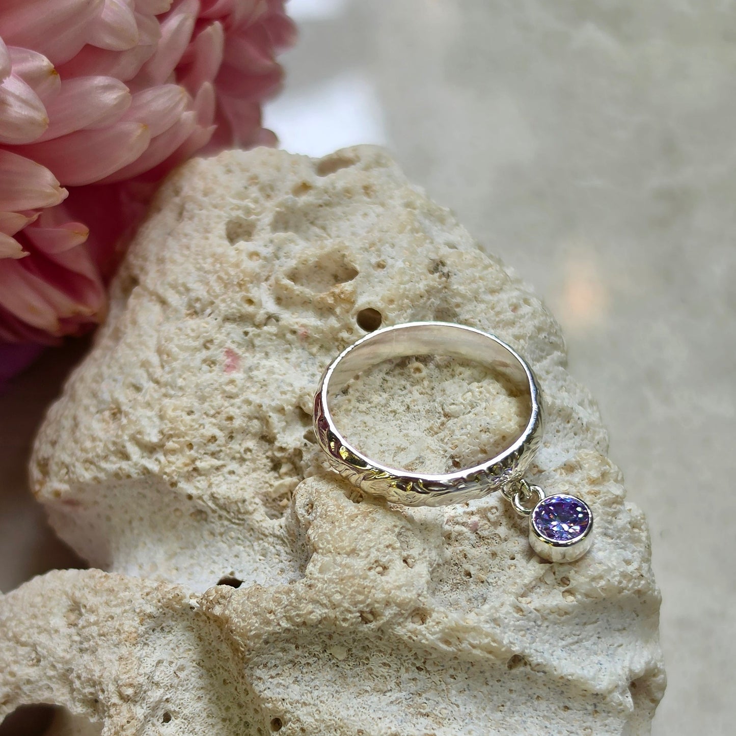 Vinelet Ring