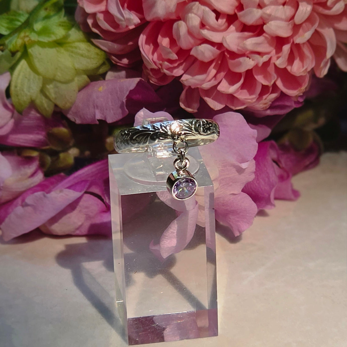 Vinelet Ring