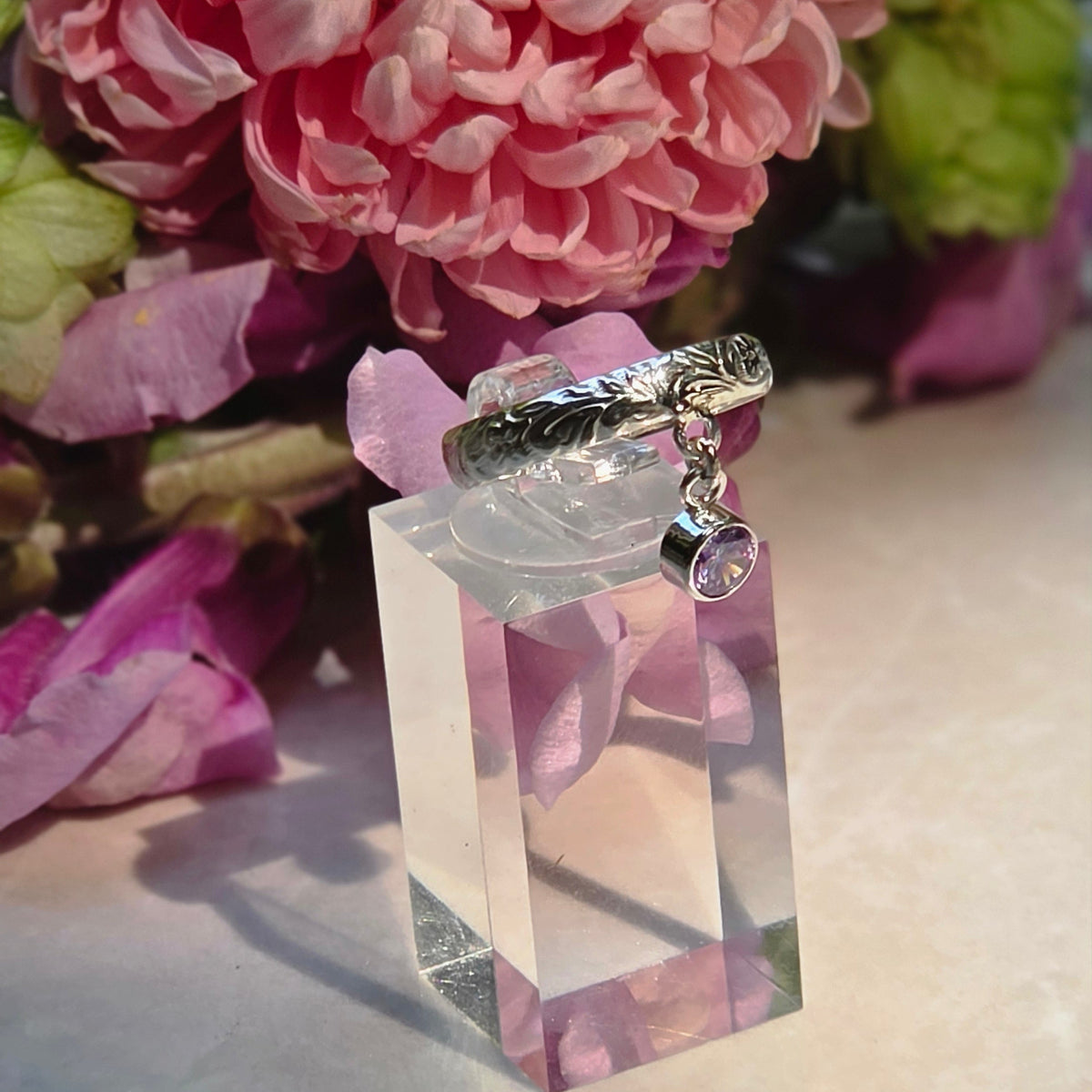 Vinelet Ring